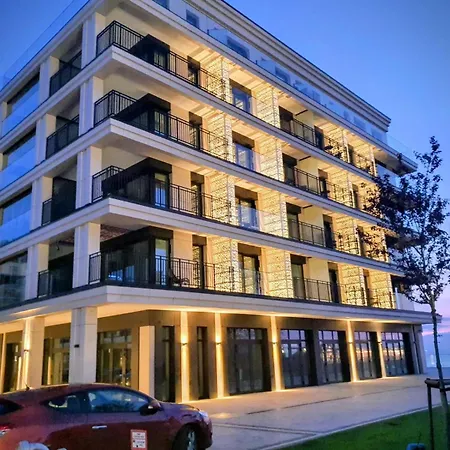 Baltic Infinity 528 - & Pool Access Międzyzdroje